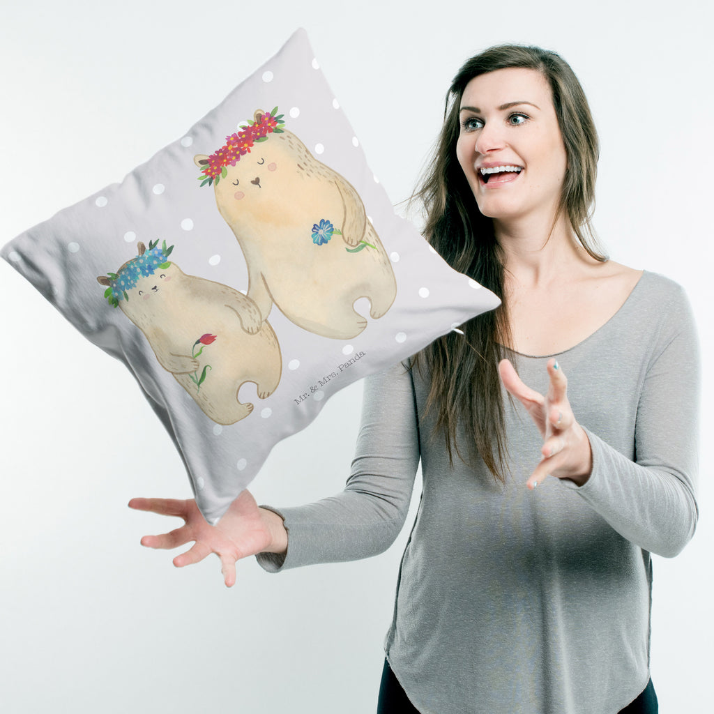 40x40 Kissen Bären mit Blumenkranz Kissenhülle, Kopfkissen, Sofakissen, Dekokissen, Motivkissen, Familie, Vatertag, Muttertag, Bruder, Schwester, Mama, Papa, Oma, Opa, Bär, Bären, Mutter, Mutti, Mami, Lieblingsmensch, Lieblingsmama, beste Mutter, weltbeste Mama, Geschenk Mama. Muttertag, Tochter, Kind, Kinder, Töchter, Family, Vorbild