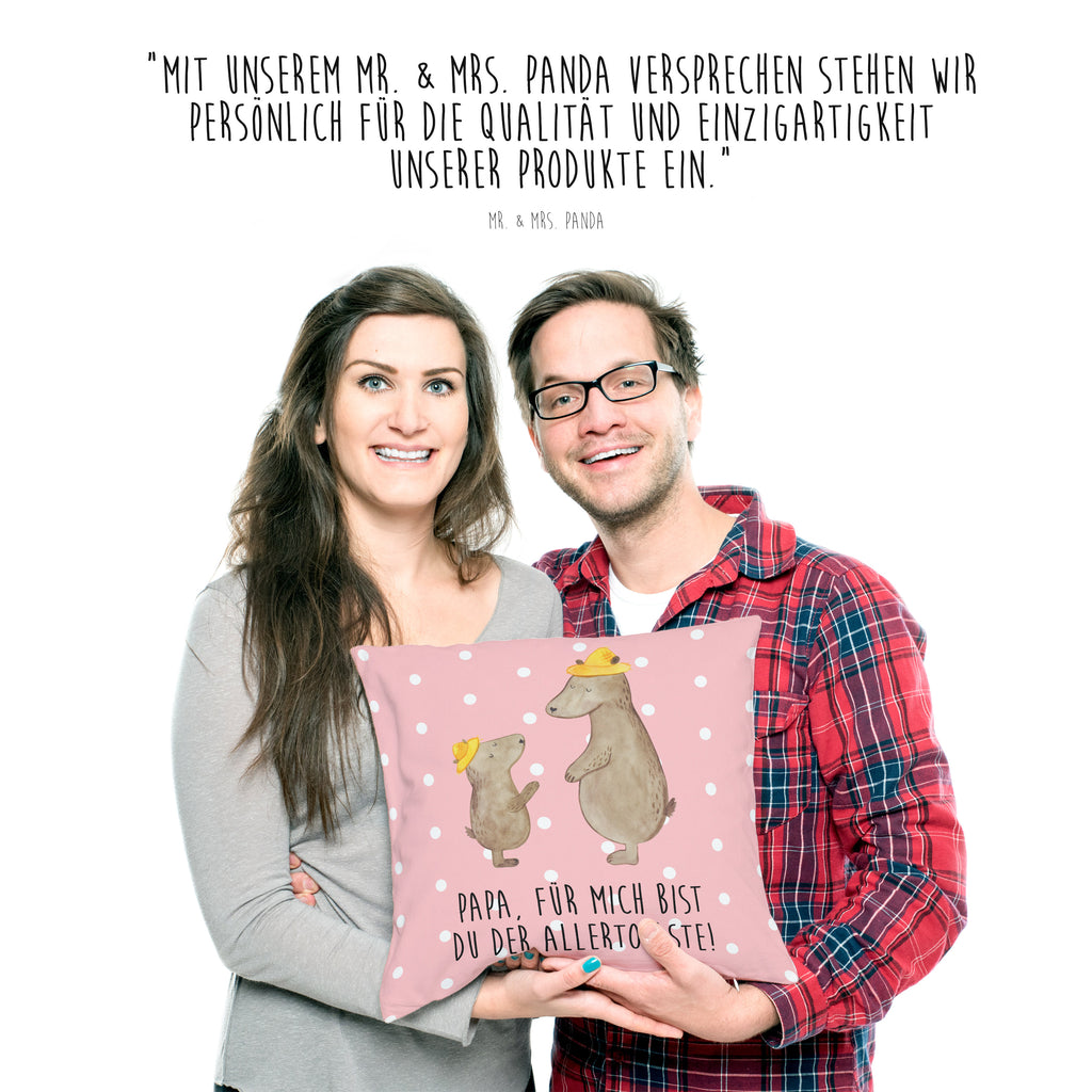 40x40 Kissen Bären mit Hut Kissenhülle, Kopfkissen, Sofakissen, Dekokissen, Motivkissen, Familie, Vatertag, Muttertag, Bruder, Schwester, Mama, Papa, Oma, Opa, Bär, Bären, Vater, Papi, Paps, Dad, Daddy, Lieblingsmensch, Sohn, Söhne, Kind, Kinder, Vater-Sohn, Family, Vorbild