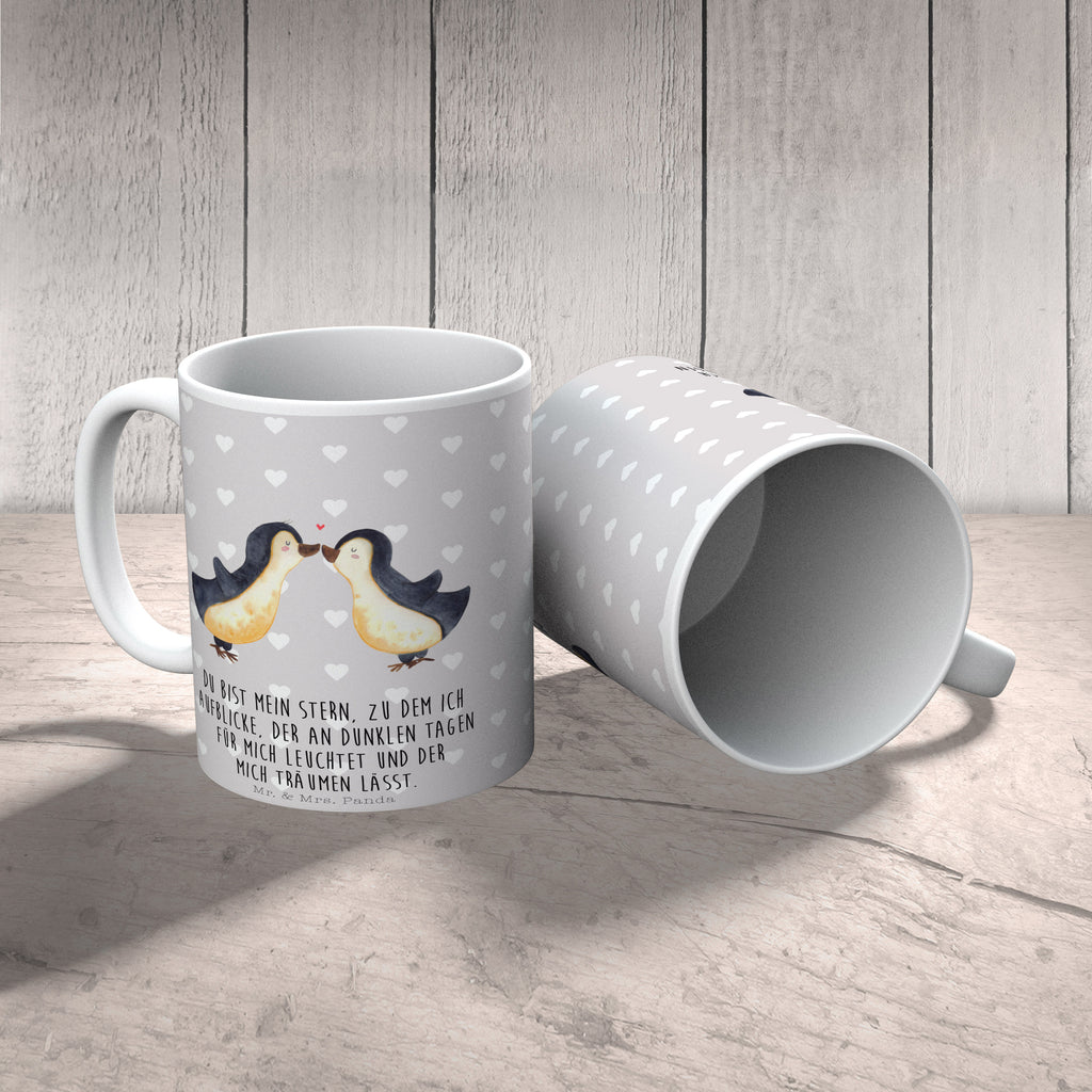 Tasse Pinguin Liebe Pinguin, Pinguine, Pinguin Paar, Pinguinpaar, Pinguin Liebe, Liebe, Paar, Pärchen. Liebespaar, Liebesbeweis, Liebesspruch, Verlobung, Hochzeitstag, Jahrestag, Geschenk Freund, Geschenk Freundin, Verlobte, Verlobter, Love, Geschenk Hochzeitstag, Geschenkidee, Hochzeit, Gastgeschenk Becher, Kaffeetasse, Kaffeebecher, Tee, Frühstück, Büro  Liebe,  Partner, Freund, Freundin, Ehemann, Ehefrau, Heiraten, Verlobung, Heiratsantrag, Liebesgeschenk, Jahrestag, Hocheitstag