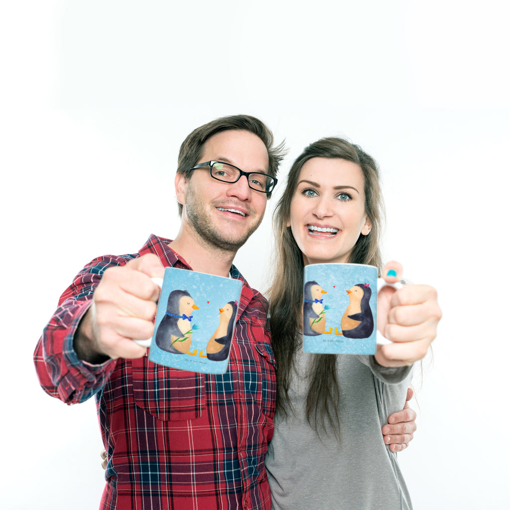 Tasse Pinguin Pärchen Pinguin, Pinguine, Liebe, Liebespaar, Liebesbeweis, Liebesgeschenk, Verlobung, Jahrestag, Hochzeitstag, Hochzeit, Hochzeitsgeschenk, große Liebe, Traumpaar Becher, Kaffeetasse, Kaffeebecher, Tee, Frühstück, Büro  Pinguin
