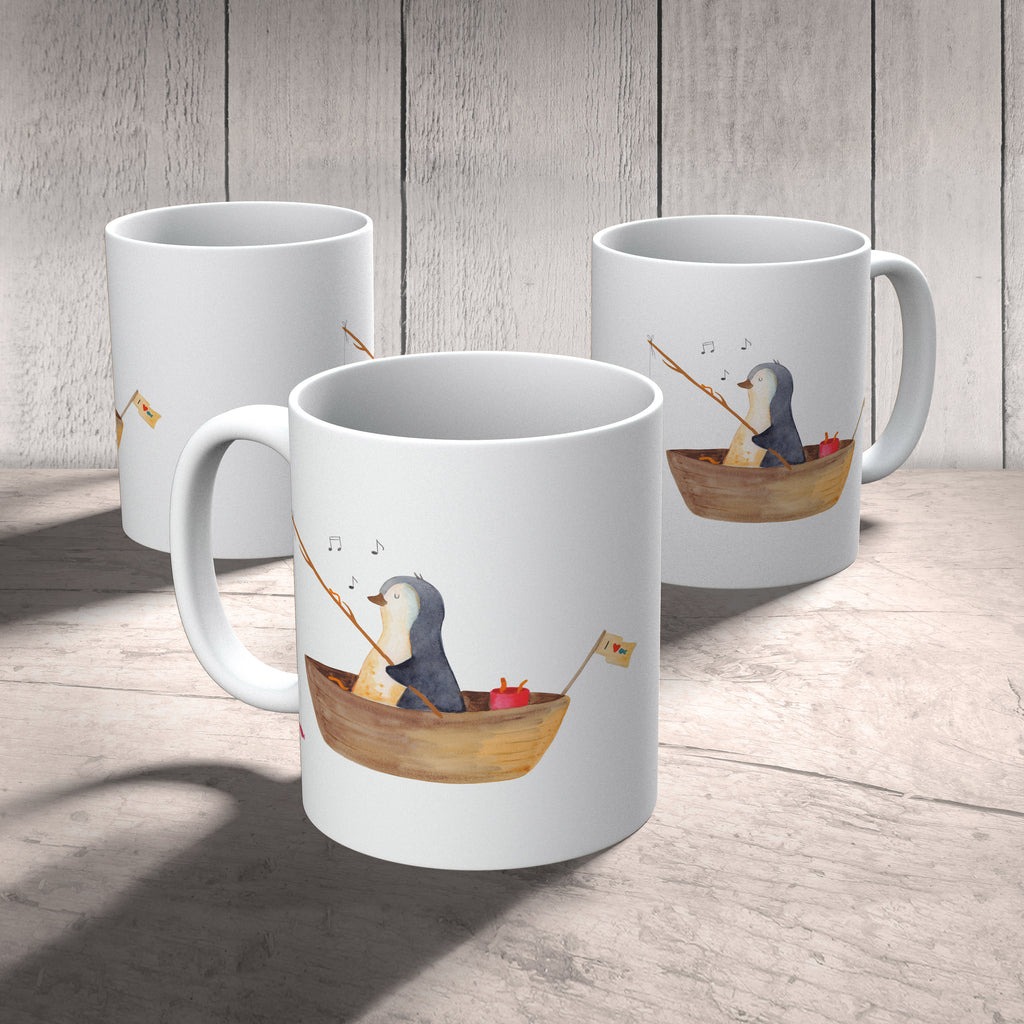 Tasse Pinguin Angelboot Pinguin, Pinguine, Angeln, Boot, Angelboot, Lebenslust, Leben, genießen, Motivation, Neustart, Neuanfang, Trennung, Scheidung, Geschenkidee Liebeskummer,	 Becher, Kaffeetasse, Kaffeebecher, Tee, Frühstück, Büro  Pinguin