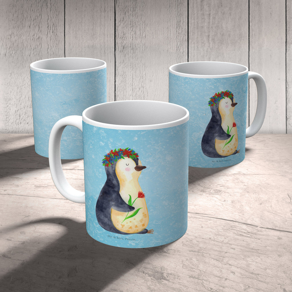 Tasse Pinguin Blumenkranz Pinguin, Pinguine, Blumenkranz, Universum, Leben, Wünsche, Ziele, Lebensziele, Motivation, Lebenslust, Liebeskummer, Geschenkidee	 Becher, Kaffeetasse, Kaffeebecher, Tee, Frühstück, Büro  Pinguin