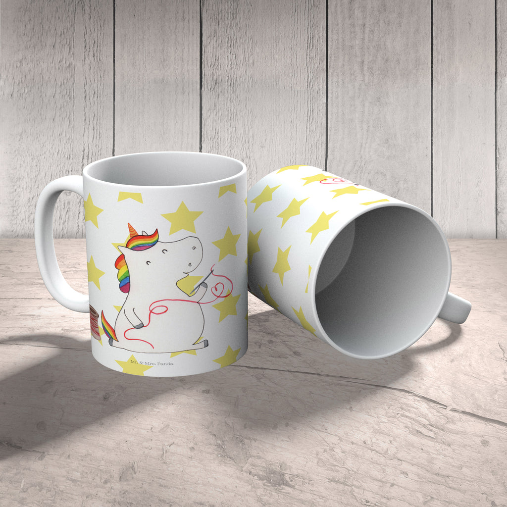 Tasse Einhorn Näherin Einhorn, Einhörner, Unicorn, Näherin, nähen, Mädchen, Freundin, Häkeln, Stricken, basteln, Nähzimmer Becher, Kaffeetasse, Kaffeebecher, Tee, Frühstück, Büro  Einhorn, Einhörner, Einhorn Deko, Pegasus, Unicorn