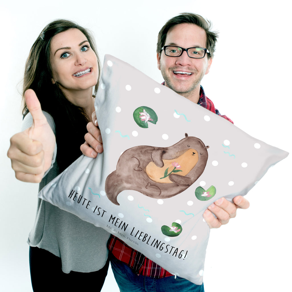40x40 Kissen Otter mit Seerose Kissenhülle, Kopfkissen, Sofakissen, Dekokissen, Motivkissen, Otter, Fischotter, Seeotter, Otter Seeotter See Otter