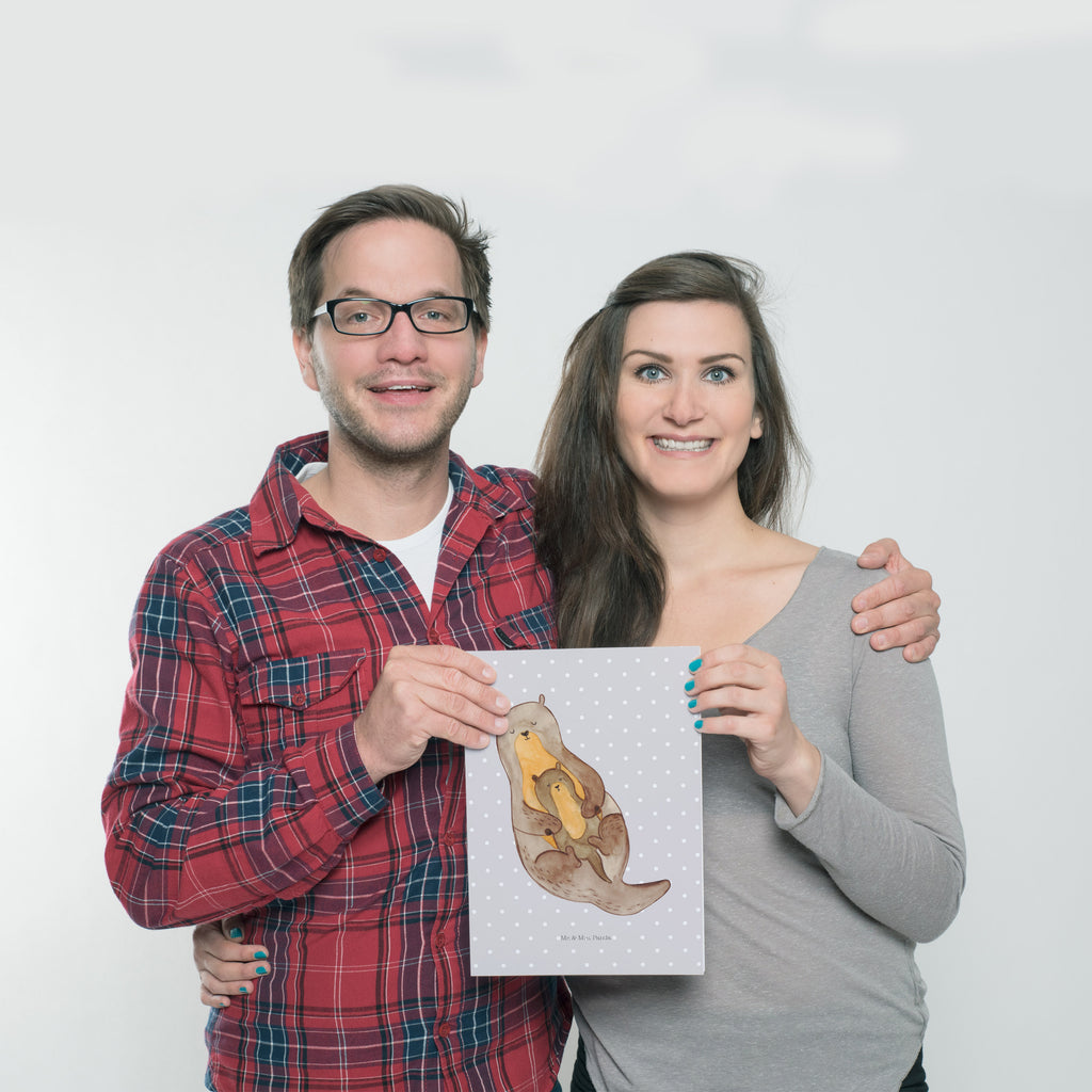 Poster Otter mit Kind Poster, Wandposter, Bild, Wanddeko, Küchenposter, Kinderposter, Wanddeko Bild, Raumdekoration, Wanddekoration, Handgemaltes Poster, Mr. & Mrs. Panda Poster, Designposter, Kunstdruck, Posterdruck, Otter, Fischotter, Seeotter, Otter Seeotter See Otter