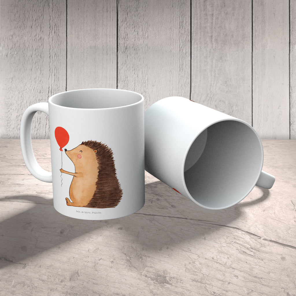 Tasse Igel mit Luftballon Igel, Geburtstag, Herzlichen Glückwunsch, Glückwunsch, Geburtstagskind, Ballon, Happy Birthday Becher, Kaffeetasse, Kaffeebecher, Tee, Frühstück, Büro  süße Tiermotive, gute Laune, lustige Sprüche, Tiere