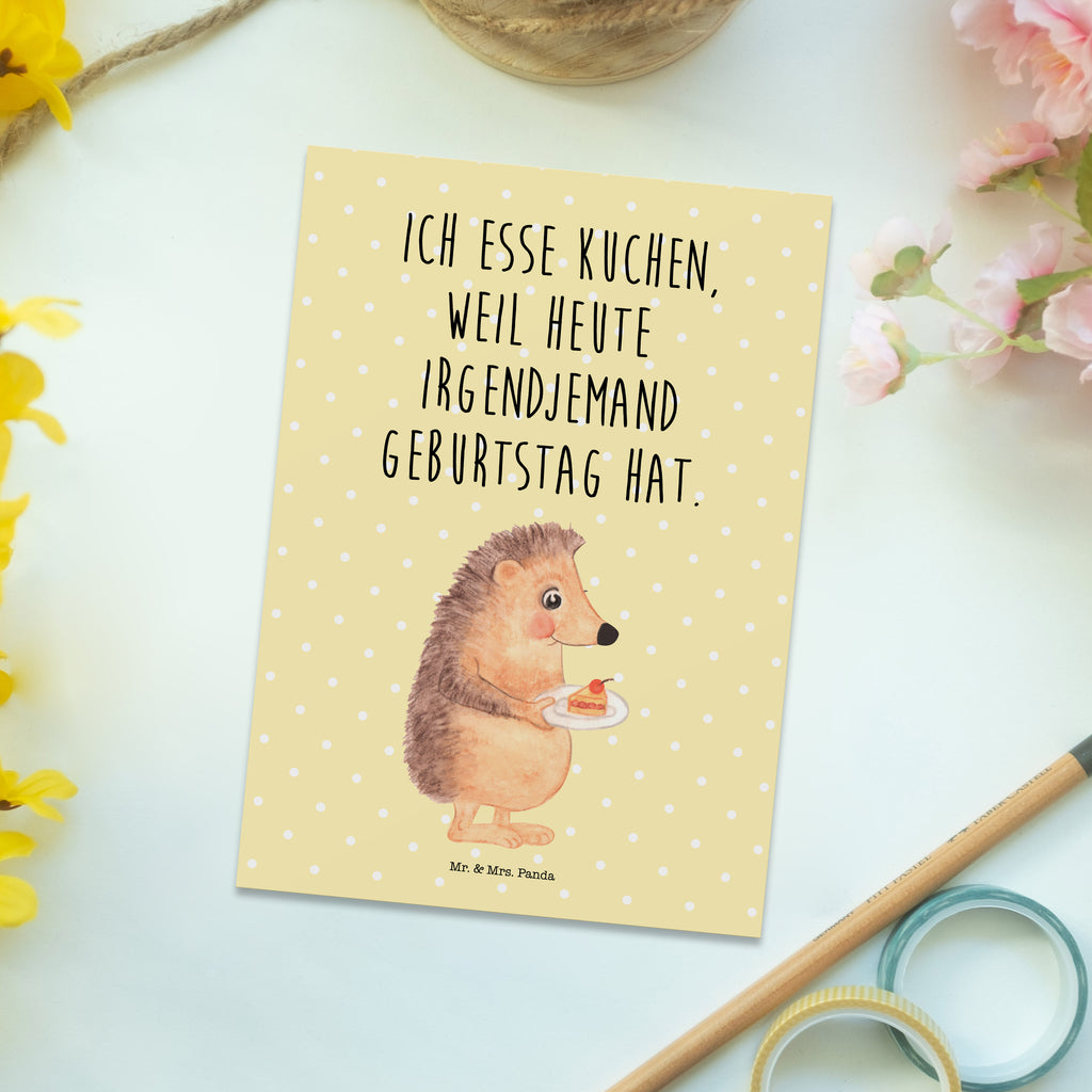 Postkarte Igel mit Kuchenstück Geschenkkarte, Grußkarte, Karte, Einladung, Ansichtskarte, Geburtstagskarte, Einladungskarte, Dankeskarte, Tiermotive, Gute Laune, lustige Sprüche, Tiere, Igel, Essen Spruch, Kuchen, Backen Geschenk, Kuchen backen, Einladung Party, Geburtstagskuchen, Torte