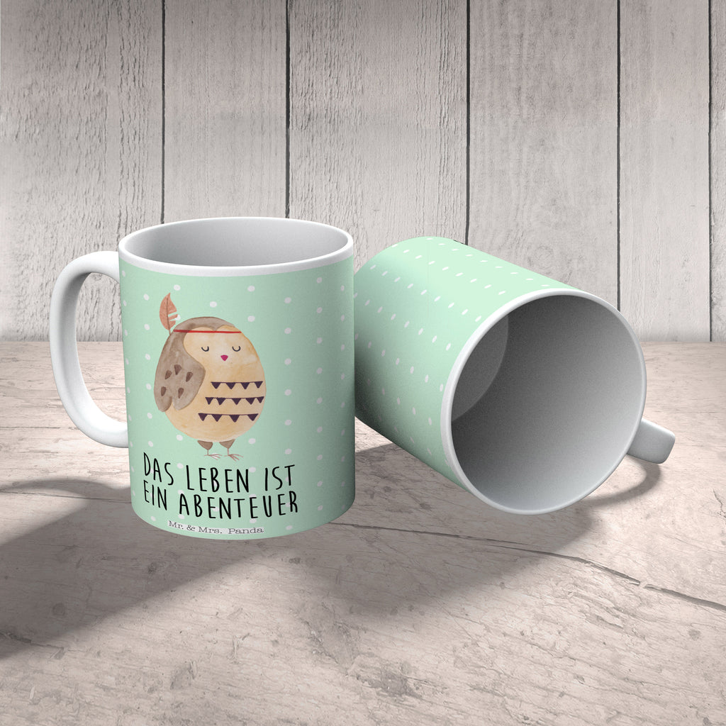 Tasse Eule Federschmuck Eule, Eule Deko, Owl, Das Leben ist ein Abenteuer, Reisespruch, Federschmuck, Dekoration  Becher, Kaffeetasse, Kaffeebecher, Tee, Frühstück, Büro  Eule