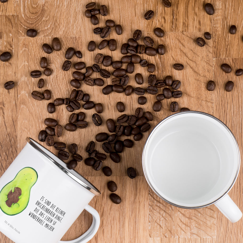 Camping Emaille Tasse Avocado mit Kern Campingtasse, Trinkbecher, Metalltasse, Outdoor Tasse, Emaille Trinkbecher, Blechtasse Outdoor, Emaille Campingbecher, Edelstahl Trinkbecher, Metalltasse für Camping, Kaffee Blechtasse, Camping Tasse Metall, Avocado, Veggie, Vegan, Gesund, Avokado, Avocadokern, Kern, Pflanze, Spruch Leben