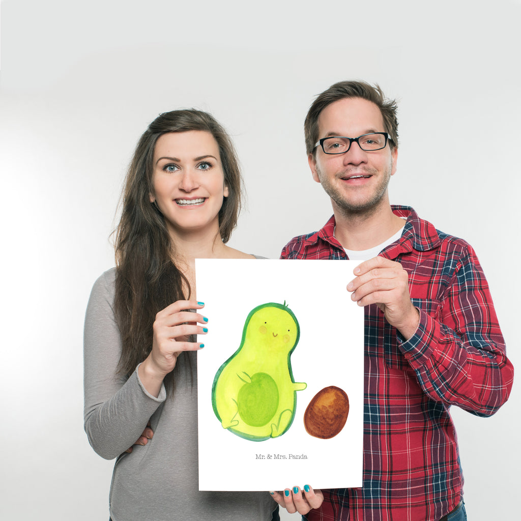 Poster Avocado rollt Kern Poster, Wandposter, Bild, Wanddeko, Küchenposter, Kinderposter, Wanddeko Bild, Raumdekoration, Wanddekoration, Handgemaltes Poster, Mr. & Mrs. Panda Poster, Designposter, Kunstdruck, Posterdruck, Avocado, Veggie, Vegan, Gesund, Avocados, Schwanger, Geburt, Geburtstag, Säugling, Kind, erstes Kind, zur Geburt, Schwangerschaft, Babyparty, Baby, große Liebe, Liebe, Love