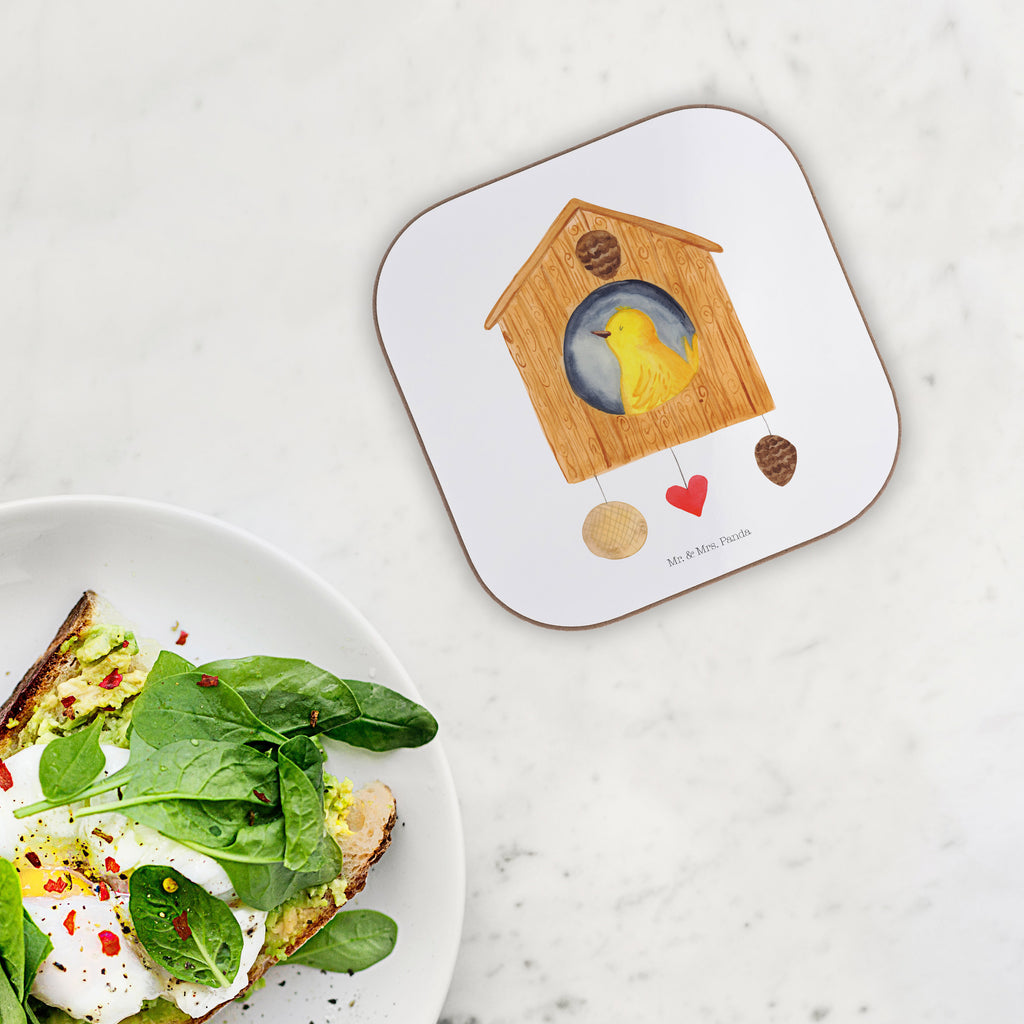 Quadratische Untersetzer Vogelhaus Bierdeckel, Glasuntersetzer, Untersetzer Gläser, Getränkeuntersetzer, Tiermotive, Gute Laune, lustige Sprüche, Tiere, Vogel, Vögel, Vogelhaus, Vogelhäuschen, Home sweet home, Zuhause, Nest, Eigenheim, Familie, Wohnung, Haus, unser Haus, Lieblingsort, Castle