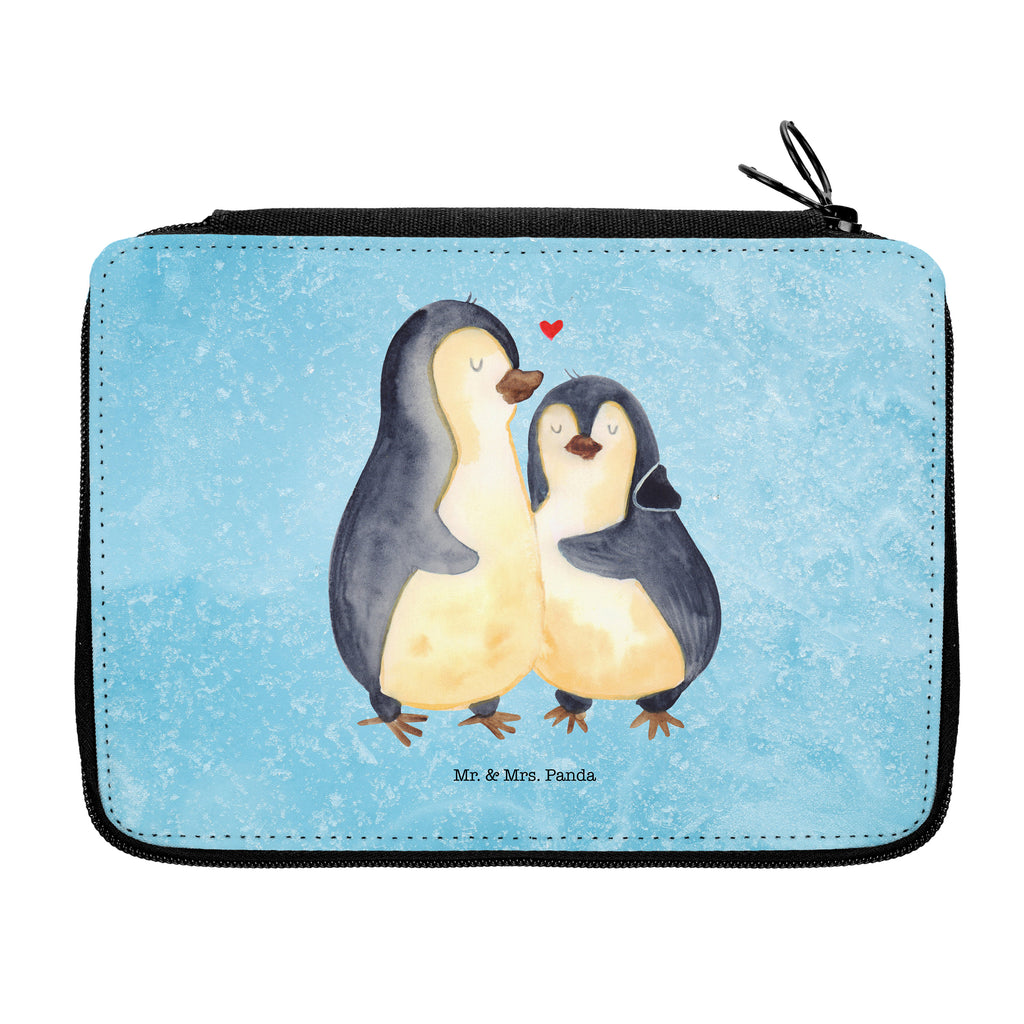 Federmappe Pinguin umarmend Federmappe, Stiftetasche, Stifte Etui, Schule, Einschulung, Geschenk, Kind, Schüler, Schülerin, Stifterolle, Federmäppchen, Motiv, Grundschule, Federmäppchen bedruckt, Büro Stifte Etui, Bestückte Federmappe, Kinder Federmappe, Federmappe Einschulung, Pinguin, Liebe, Liebespaar, Liebesbeweis, Liebesgeschenk, Verlobung, Jahrestag, Hochzeitstag, Hochzeit, Hochzeitsgeschenk