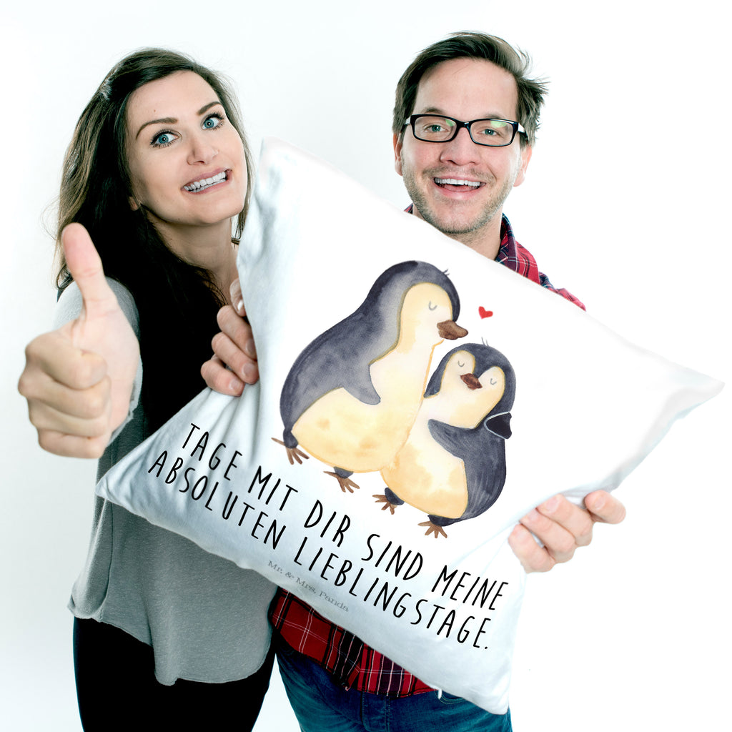 40x40 Kissen Pinguin umarmend Kissenhülle, Kopfkissen, Sofakissen, Dekokissen, Motivkissen, Pinguin, Liebe, Liebespaar, Liebesbeweis, Liebesgeschenk, Verlobung, Jahrestag, Hochzeitstag, Hochzeit, Hochzeitsgeschenk