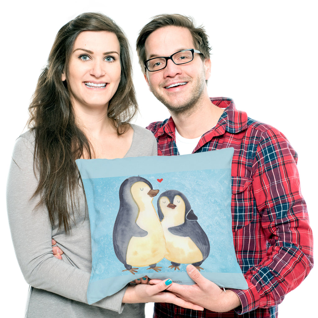 40x40 Kissen Pinguin umarmend Kissenhülle, Kopfkissen, Sofakissen, Dekokissen, Motivkissen, Pinguin, Liebe, Liebespaar, Liebesbeweis, Liebesgeschenk, Verlobung, Jahrestag, Hochzeitstag, Hochzeit, Hochzeitsgeschenk