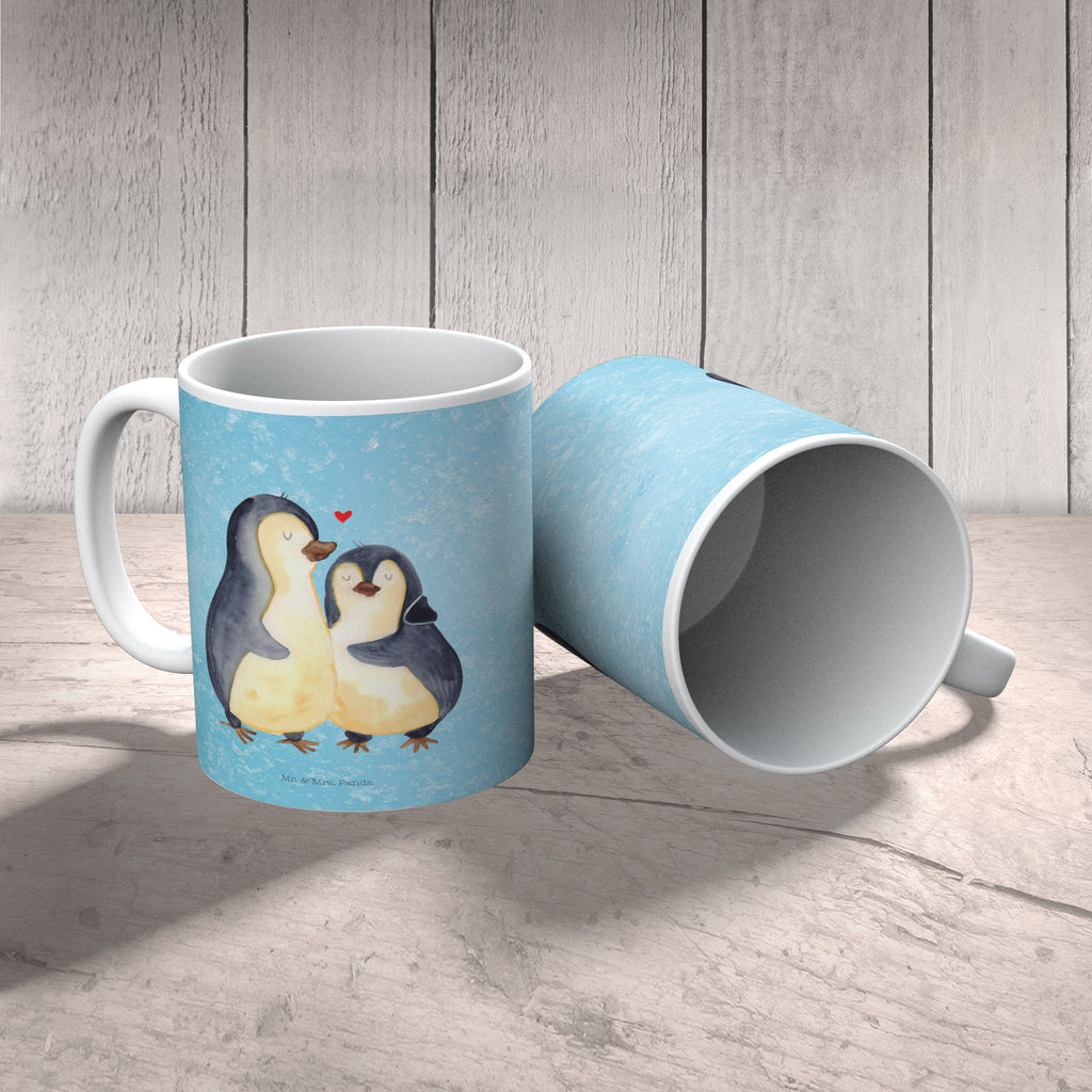 Tasse Pinguin umarmend Pinguin, Liebe, Liebespaar, Liebesbeweis, Liebesgeschenk, Verlobung, Jahrestag, Hochzeitstag, Hochzeit, Hochzeitsgeschenk Becher, Kaffeetasse, Kaffeebecher, Tee, Frühstück, Büro  Pinguin