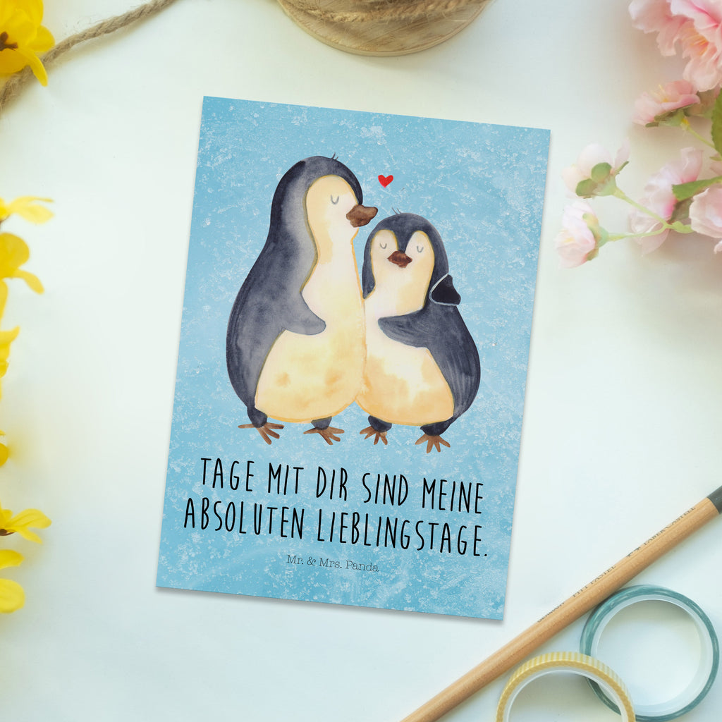 Postkarte Pinguin umarmend Geschenkkarte, Grußkarte, Karte, Einladung, Ansichtskarte, Geburtstagskarte, Einladungskarte, Dankeskarte, Pinguin, Liebe, Liebespaar, Liebesbeweis, Liebesgeschenk, Verlobung, Jahrestag, Hochzeitstag, Hochzeit, Hochzeitsgeschenk