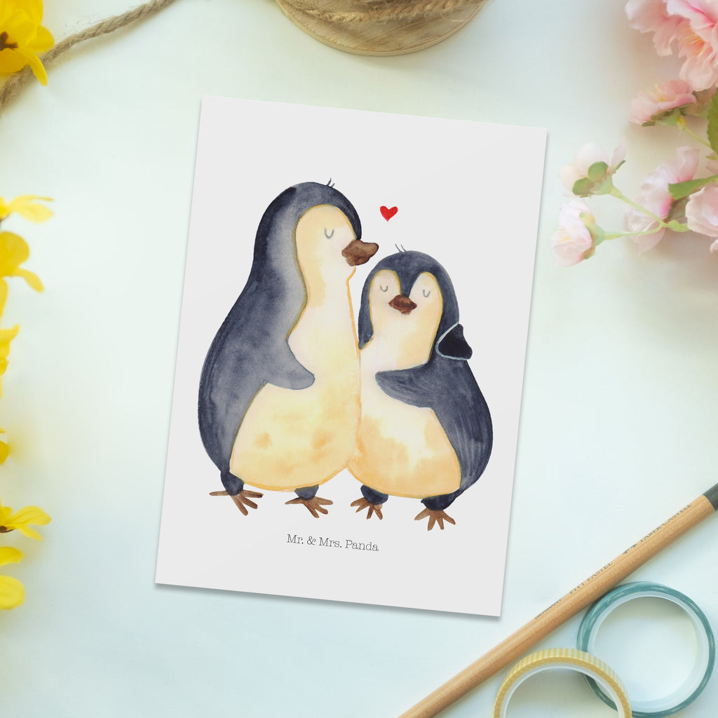 Postkarte Pinguin umarmend Geschenkkarte, Grußkarte, Karte, Einladung, Ansichtskarte, Geburtstagskarte, Einladungskarte, Dankeskarte, Pinguin, Liebe, Liebespaar, Liebesbeweis, Liebesgeschenk, Verlobung, Jahrestag, Hochzeitstag, Hochzeit, Hochzeitsgeschenk
