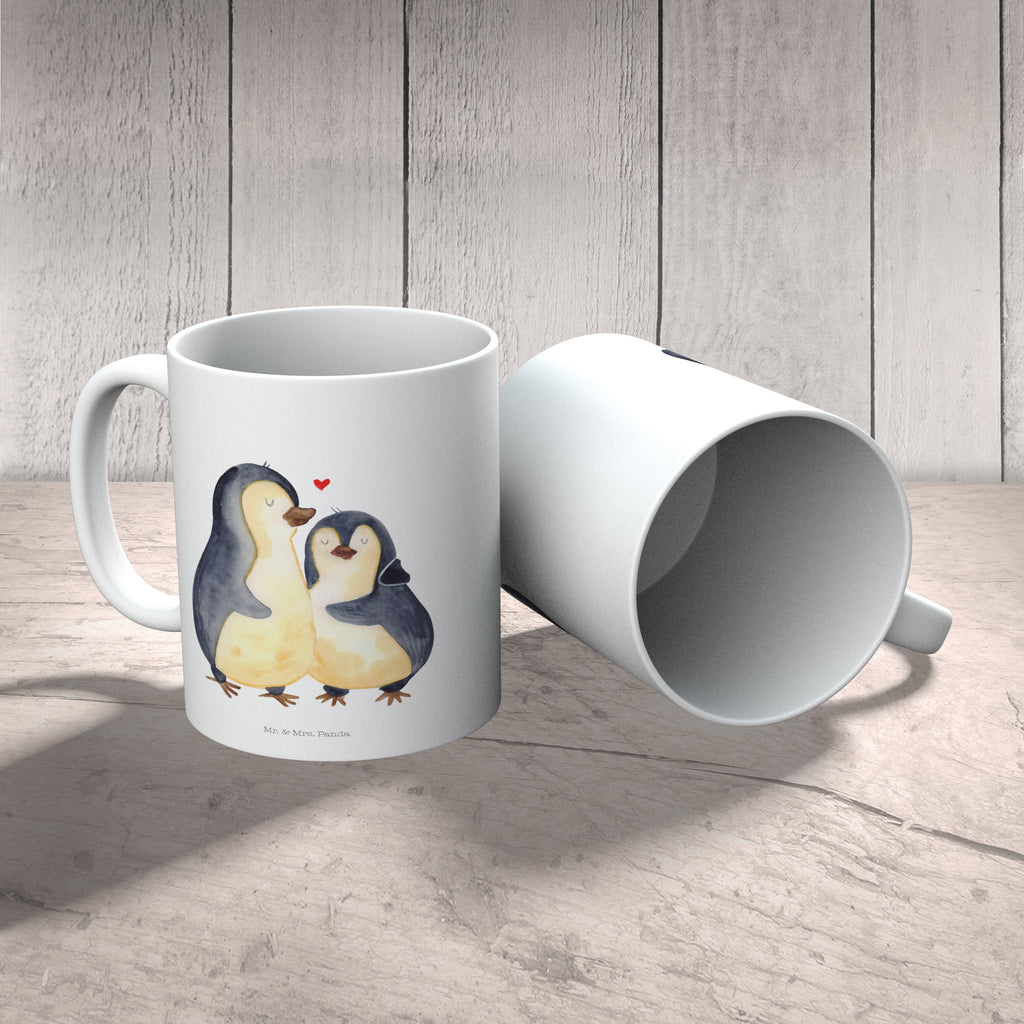Kindertasse Pinguin umarmend Kunststoff Tasse, Kindergarten, Tasse, Trinkbecher, Camping Becher, Kaffeetasse, Kunststoffbecher, Kindergartenbecher, Outdoorgeschirr, Kunststoffgeschirr, Reisebecher, Reisetasse, Kinderbecher, Pinguin, Liebe, Liebespaar, Liebesbeweis, Liebesgeschenk, Verlobung, Jahrestag, Hochzeitstag, Hochzeit, Hochzeitsgeschenk