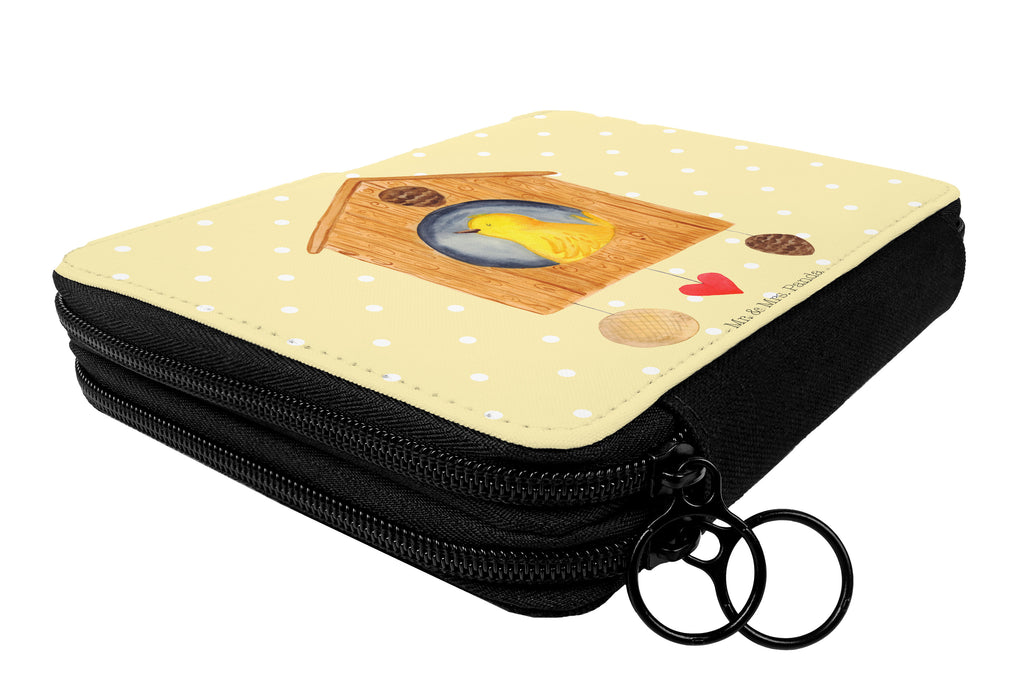 Federmappe Vogelhaus sweet Home Federmappe, Stiftetasche, Stifte Etui, Schule, Einschulung, Geschenk, Kind, Schüler, Schülerin, Stifterolle, Federmäppchen, Motiv, Grundschule, Federmäppchen bedruckt, Büro Stifte Etui, Bestückte Federmappe, Kinder Federmappe, Federmappe Einschulung, Tiermotive, Gute Laune, lustige Sprüche, Tiere, Vogelhaus, Vogel, Home sweet Home, Einzug, Umzug, Einzugsgeschenk, Hausbau, Haus