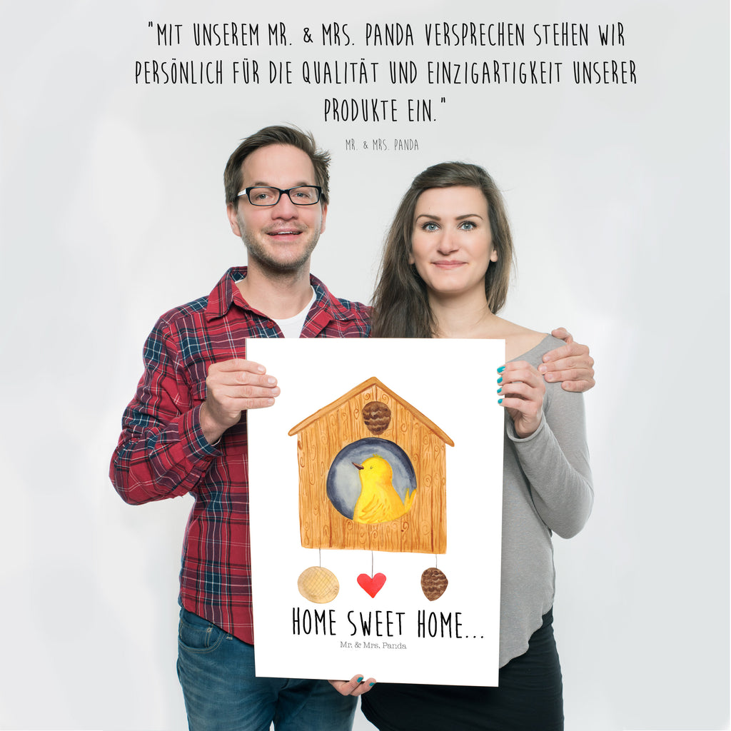 Poster Vogelhaus sweet Home Poster, Wandposter, Bild, Wanddeko, Küchenposter, Kinderposter, Wanddeko Bild, Raumdekoration, Wanddekoration, Handgemaltes Poster, Mr. & Mrs. Panda Poster, Designposter, Kunstdruck, Posterdruck, Tiermotive, Gute Laune, lustige Sprüche, Tiere, Vogelhaus, Vogel, Home sweet Home, Einzug, Umzug, Geschenk, Einzugsgeschenk, Hausbau, Haus