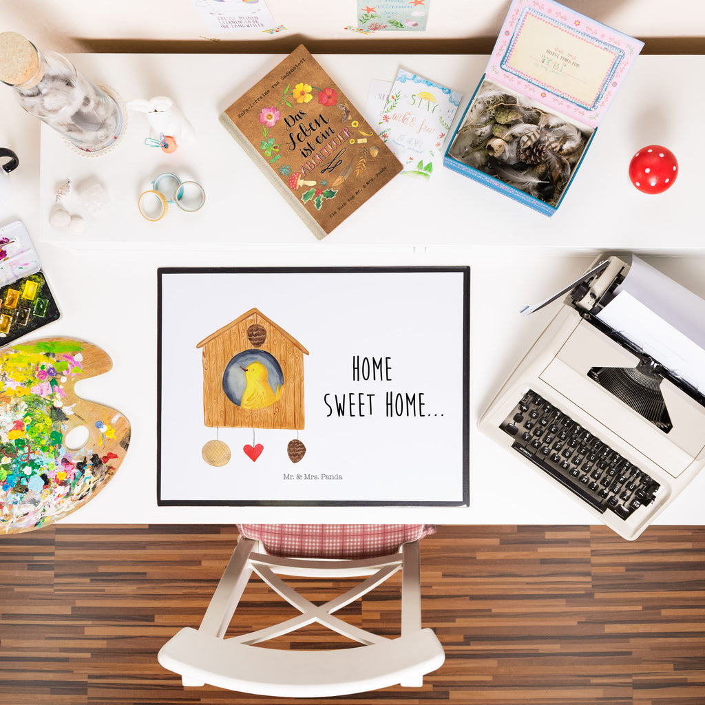 Schreibtischunterlage Vogelhaus sweet Home Schreibunterlage, Schreibtischauflage, Bürobedarf, Büroartikel, Schreibwaren, Schreibtisch Unterlagen, Schreibtischunterlage Groß, Tiermotive, Gute Laune, lustige Sprüche, Tiere, Vogelhaus, Vogel, Home sweet Home, Einzug, Umzug, Geschenk, Einzugsgeschenk, Hausbau, Haus