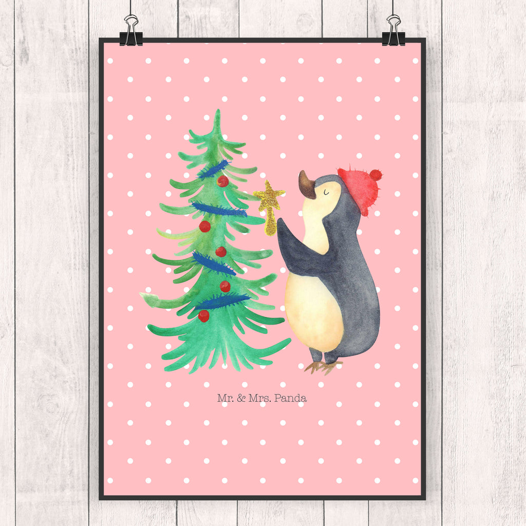 Poster Pinguin Weihnachtsbaum Poster, Wandposter, Bild, Wanddeko, Küchenposter, Kinderposter, Wanddeko Bild, Raumdekoration, Wanddekoration, Handgemaltes Poster, Mr. & Mrs. Panda Poster, Designposter, Kunstdruck, Posterdruck, Winter, Weihnachten, Weihnachtsdeko, Nikolaus, Advent, Heiligabend, Wintermotiv, Pinguin
