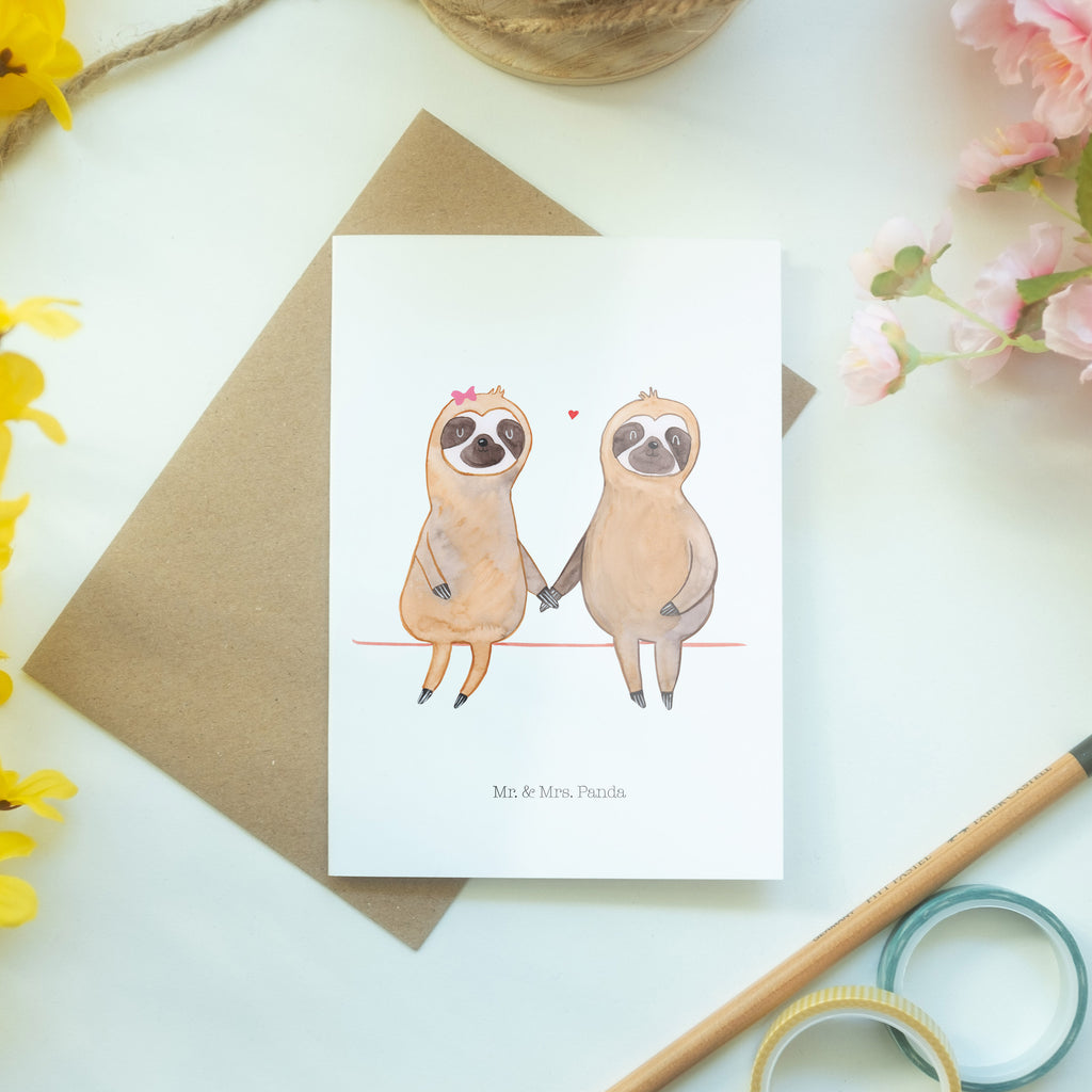 Grußkarte Faultier Pärchen Klappkarte, Einladungskarte, Glückwunschkarte, Hochzeitskarte, Geburtstagskarte, Karte, Faultier, Faultier Geschenk, Faultier Deko, Faultiere, faul, Lieblingstier, Liebe, Liebespaar, Faultierliebe, Faultierpärchen, verliebt, verlobt, gemeinsam, relaxen, Pärchen, Beziehung, Langsamkeit