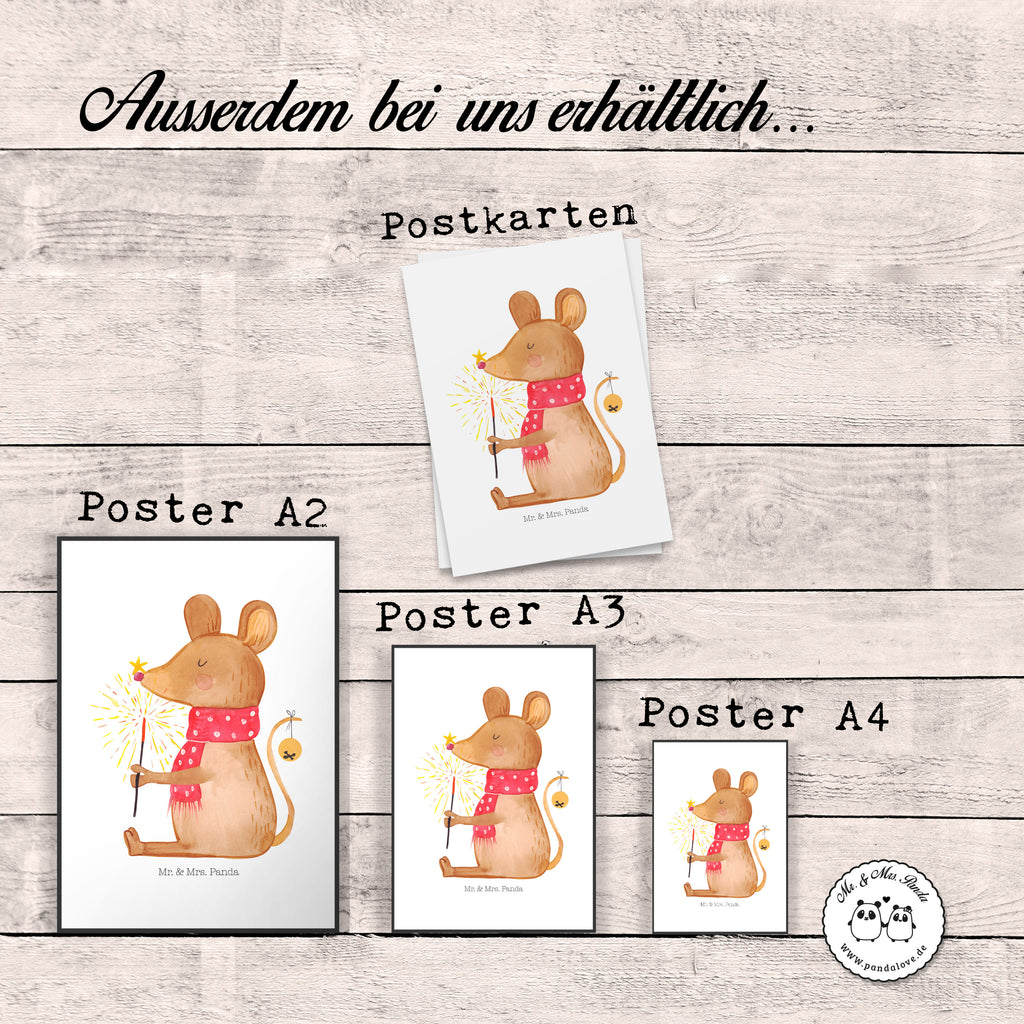 Poster Weihnachtsmaus Poster, Wandposter, Bild, Wanddeko, Küchenposter, Kinderposter, Wanddeko Bild, Raumdekoration, Wanddekoration, Handgemaltes Poster, Mr. & Mrs. Panda Poster, Designposter, Kunstdruck, Posterdruck, Winter, Weihnachten, Weihnachtsdeko, Nikolaus, Advent, Heiligabend, Wintermotiv, Frohe Weihnachten, Weihnachtsgruß, Weihnachtsmotiv, Maus, Mäuschen, Weihnachtswunder