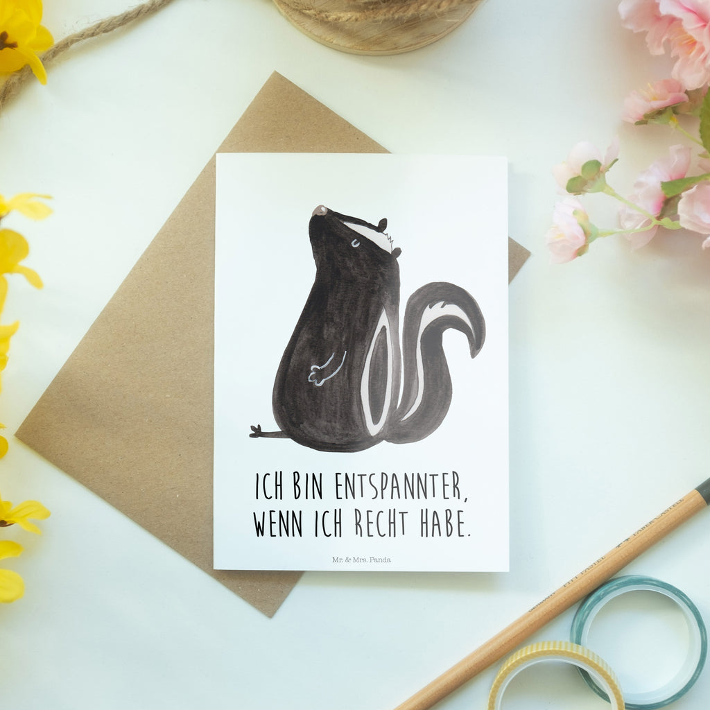 Grußkarte Stinktier sitzend Klappkarte, Einladungskarte, Glückwunschkarte, Hochzeitskarte, Geburtstagskarte, Karte, Stinktier, Skunk, Wildtier, Raubtier, Stinker, Stinki, Spruch, Büro, Recht, Besserwisser