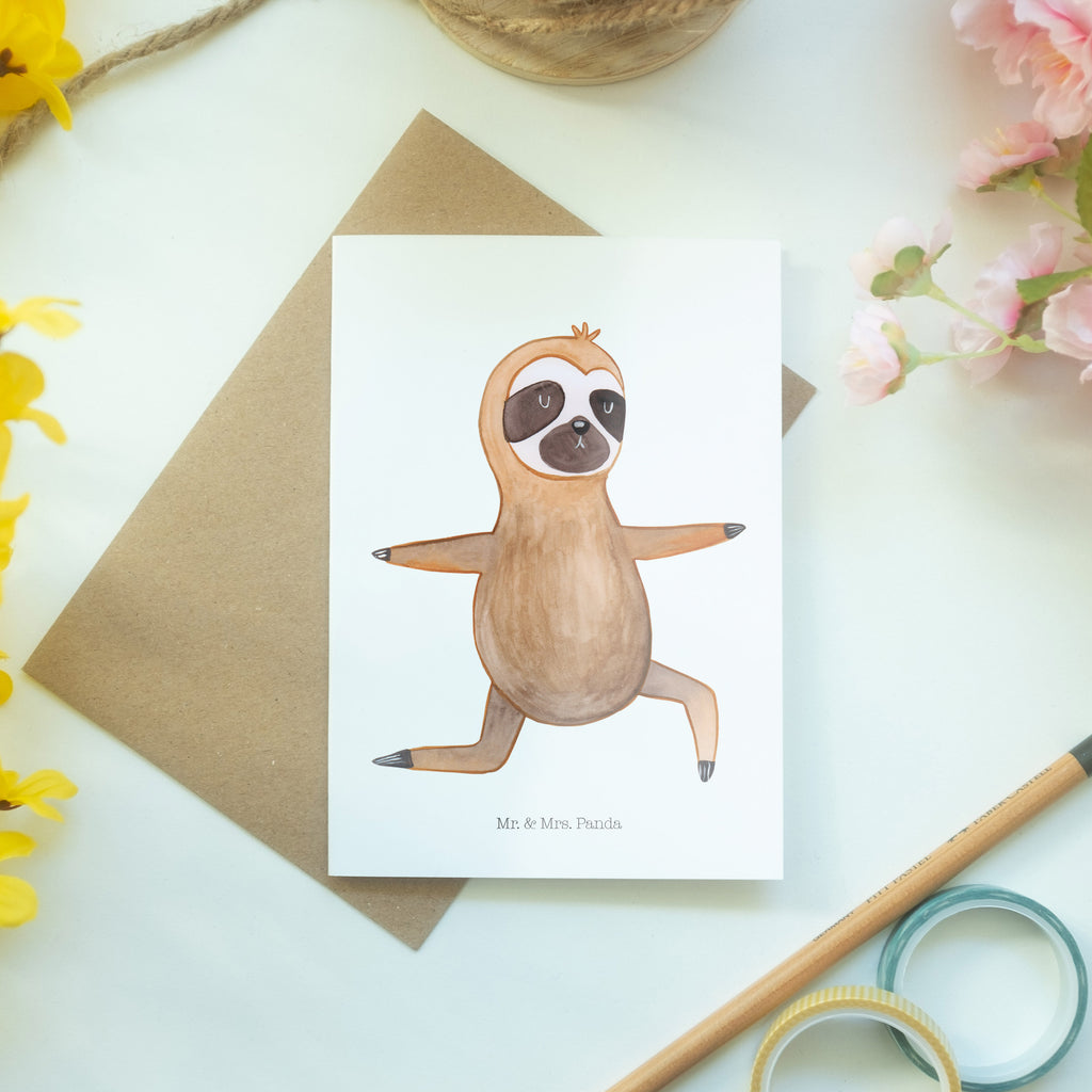 Grußkarte Faultier  Yoga Klappkarte, Einladungskarte, Glückwunschkarte, Hochzeitskarte, Geburtstagskarte, Karte, Faultier, Faultier Geschenk, Faultier Deko, Faultiere, faul, Lieblingstier, Yoga, Namaste, Krieger, Yogaübungen, Meditation, Atmung, Gelassenheit, Entspannung