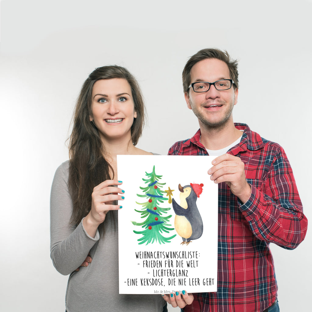 Poster Pinguin Weihnachtsbaum Poster, Wandposter, Bild, Wanddeko, Küchenposter, Kinderposter, Wanddeko Bild, Raumdekoration, Wanddekoration, Handgemaltes Poster, Mr. & Mrs. Panda Poster, Designposter, Kunstdruck, Posterdruck, Winter, Weihnachten, Weihnachtsdeko, Nikolaus, Advent, Heiligabend, Wintermotiv, Pinguin