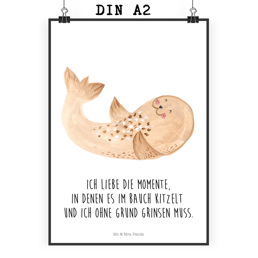 Poster Robbe liegend Poster, Wandposter, Bild, Wanddeko, Küchenposter, Kinderposter, Wanddeko Bild, Raumdekoration, Wanddekoration, Handgemaltes Poster, Mr. & Mrs. Panda Poster, Designposter, Kunstdruck, Posterdruck, Tiermotive, Gute Laune, lustige Sprüche, Tiere, Robbe, Robben, Seehund, Strand, Meerestier, Ostsee, Nordsee, Lachen, Freude