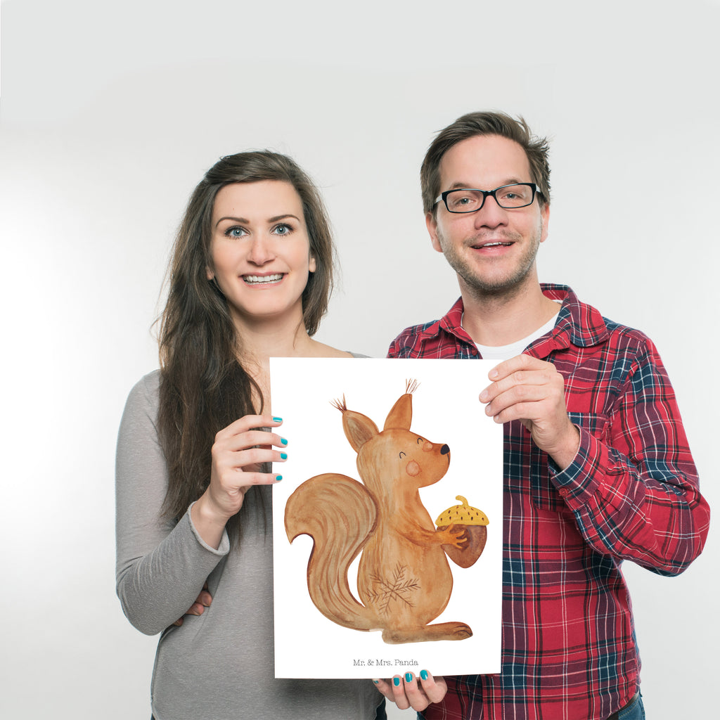 Poster Eichhörnchen Weihnachtszeit Poster, Wandposter, Bild, Wanddeko, Küchenposter, Kinderposter, Wanddeko Bild, Raumdekoration, Wanddekoration, Handgemaltes Poster, Mr. & Mrs. Panda Poster, Designposter, Kunstdruck, Posterdruck, Winter, Weihnachten, Weihnachtsdeko, Nikolaus, Advent, Heiligabend, Wintermotiv, Frohe Weihnachten, Frohes neues Jahr, Guten Rutsch, Weihnachtsmotiv, Weihnachtsgruß, Neujahr, Vogel