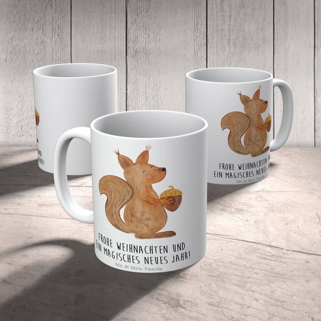 Tasse Eichhörnchen Weihnachtszeit Frohe Weihnachten, Frohes neues Jahr, Guten Rutsch, Weihnachten, Weihnachtsmotiv, Weihnachtsgruß, Neujahr, Vogel Becher, Kaffeetasse, Kaffeebecher, Tee, Frühstück, Büro  Winter, Weihnachten, Weihnachtsdeko, Nikolaus, Advent, Heiligabend, Wintermotiv