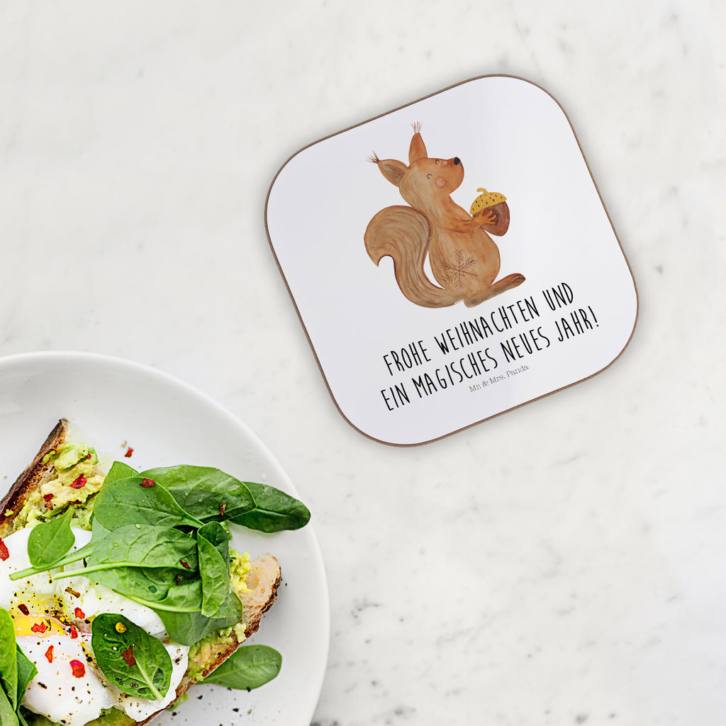 Quadratische Untersetzer Eichhörnchen Weihnachtszeit Bierdeckel, Glasuntersetzer, Untersetzer Gläser, Getränkeuntersetzer, Winter, Weihnachten, Weihnachtsdeko, Nikolaus, Advent, Heiligabend, Wintermotiv, Frohe Weihnachten, Frohes neues Jahr, Guten Rutsch, Weihnachtsmotiv, Weihnachtsgruß, Neujahr, Vogel