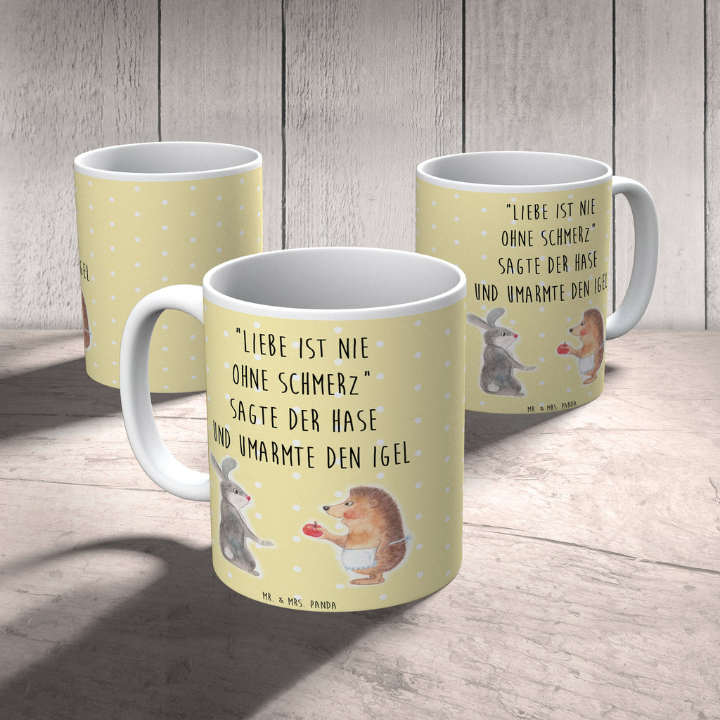 Tasse Liebe ist nie ohne Schmerz Igel und Hase, Igel, Hase, Liebe Spruch, Liebeskummer Geschenk, Herzschmerz, Trösten, Trennungsschmerz, Spruch romantisch Becher, Kaffeetasse, Kaffeebecher, Tee, Frühstück, Büro  süße Tiermotive, gute Laune, lustige Sprüche, Tiere