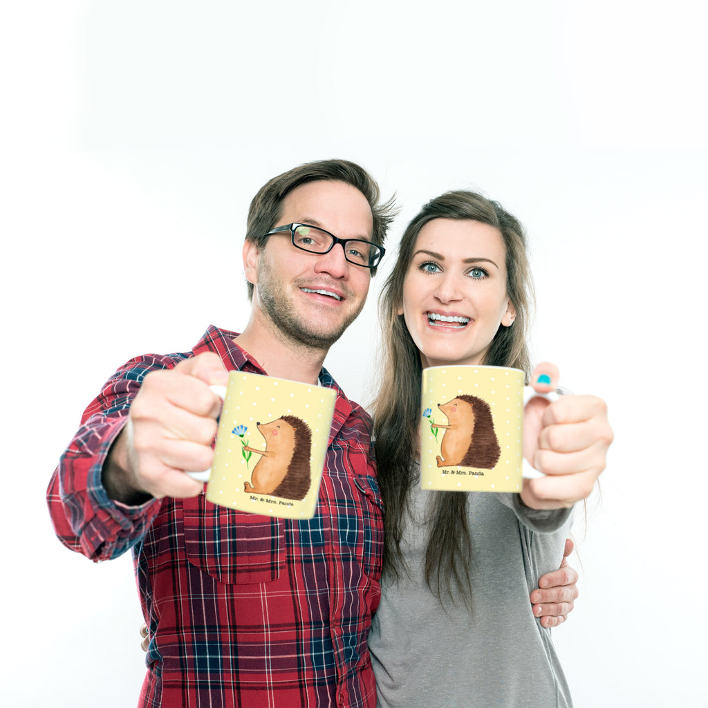 Tasse Igel mit Blume Igel, Gute Besserung, Genesungswünsche, Krankheit, Krankenhaus, krank, Besuch Becher, Kaffeetasse, Kaffeebecher, Tee, Frühstück, Büro  süße Tiermotive, gute Laune, lustige Sprüche, Tiere
