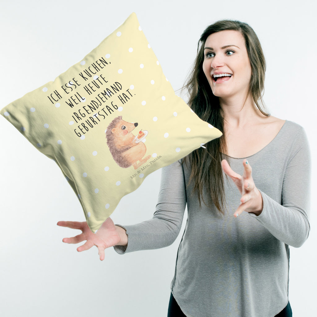 40x40 Kissen Igel mit Kuchenstück Kissenhülle, Kopfkissen, Sofakissen, Dekokissen, Motivkissen, Tiermotive, Gute Laune, lustige Sprüche, Tiere, Igel, Essen Spruch, Kuchen, Backen Geschenk, Kuchen backen, Einladung Party, Geburtstagskuchen, Torte