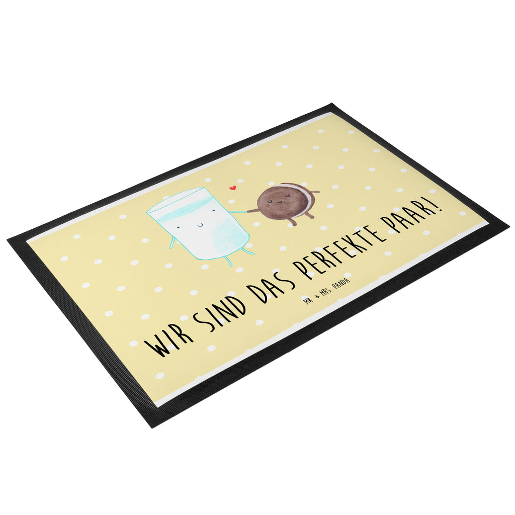 Fußmatte Milch & Keks Milk, Cookie, Milch, Keks, Kekse, Kaffee, Einladung Frühstück, Motiv süß, romantisch, perfektes Paar,  Türvorleger, Schmutzmatte, Fußabtreter, Matte, Schmutzfänger, Fußabstreifer, Schmutzfangmatte, Türmatte, Motivfußmatte,  Haustürmatte, Vorleger  süße Tiermotive, gute Laune, lustige Sprüche, Tiere
