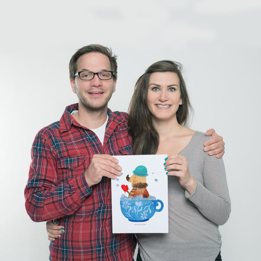 Poster Nachtfalter Schaumbad Poster, Wandposter, Bild, Wanddeko, Küchenposter, Kinderposter, Wanddeko Bild, Raumdekoration, Wanddekoration, Handgemaltes Poster, Mr. & Mrs. Panda Poster, Designposter, Kunstdruck, Posterdruck, Tiermotive, Gute Laune, lustige Sprüche, Tiere, Nachtfalter, Schaumbad, Badezimmer, Bad, WC, Badezimmerdeko, Baden, Tasse, Träumen, verträumt, Ziele, Zeitmanagement