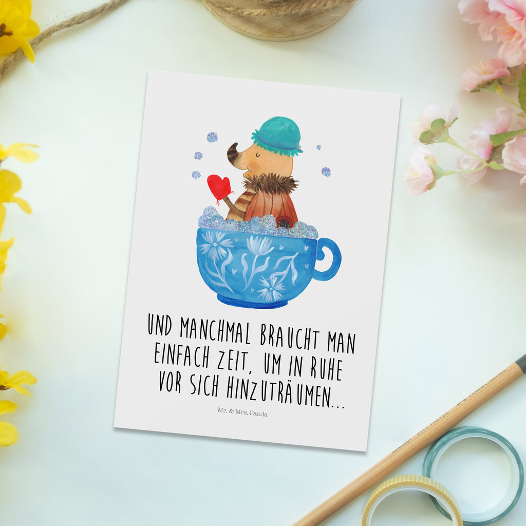 Postkarte Nachtfalter Schaumbad Geschenkkarte, Grußkarte, Karte, Einladung, Ansichtskarte, Geburtstagskarte, Einladungskarte, Dankeskarte, Tiermotive, Gute Laune, lustige Sprüche, Tiere, Nachtfalter, Schaumbad, Badezimmer, Bad, WC, Badezimmerdeko, Baden, Tasse, Träumen, verträumt, Ziele, Zeitmanagement