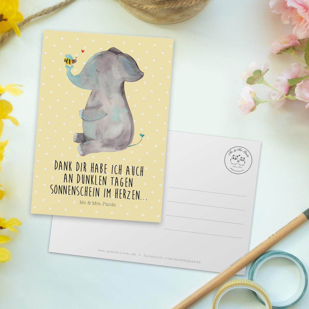 Postkarte Elefant & Biene Geschenkkarte, Grußkarte, Karte, Einladung, Ansichtskarte, Geburtstagskarte, Einladungskarte, Dankeskarte, Tiermotive, Gute Laune, lustige Sprüche, Tiere, Elefant, Biene, Liebe, Liebesbeweis, Jahrestag, Liebesgeschenk, Heiratsantrag, Hochzeitsgeschenk, Liebesspruch
