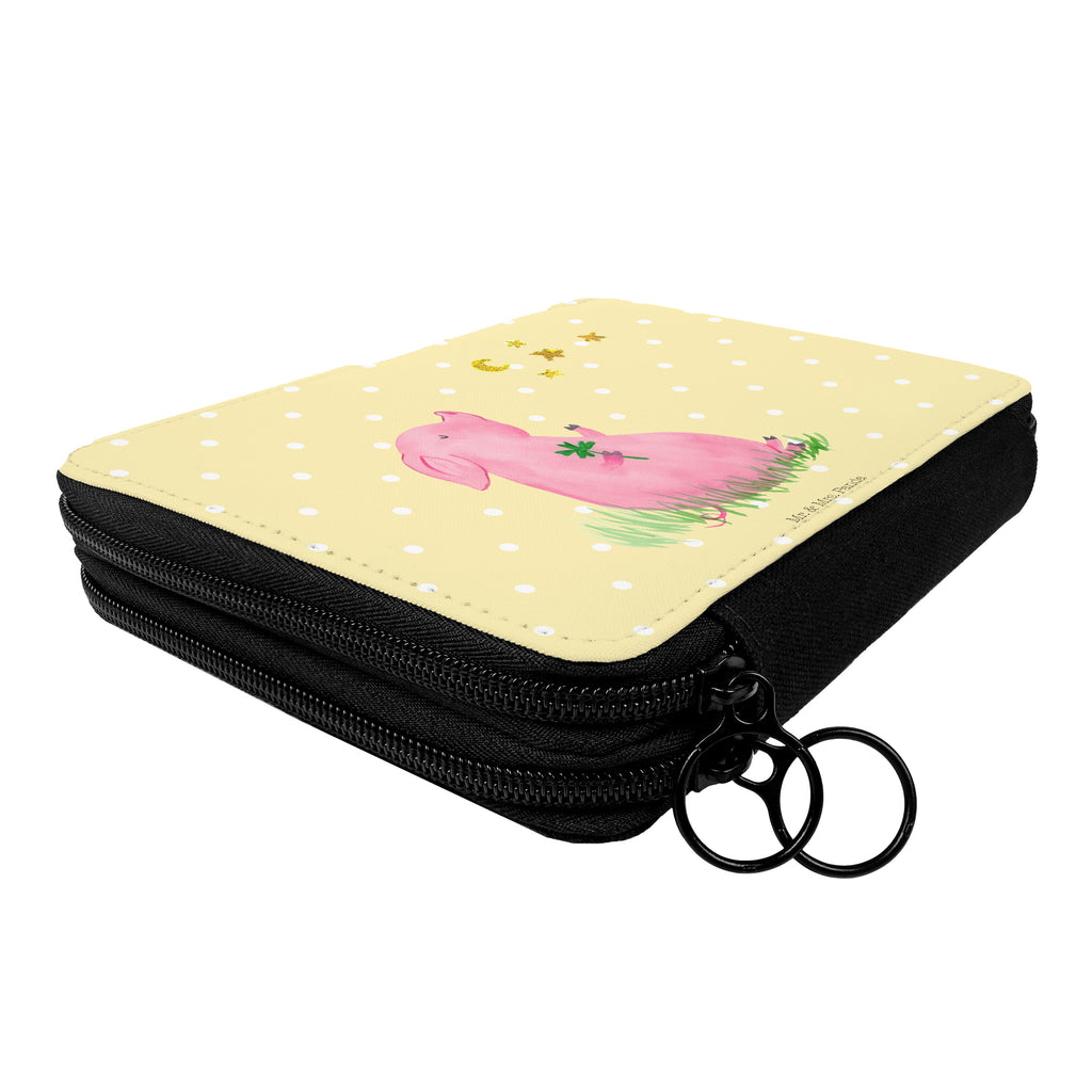 Federmappe Glücksschwein Federmappe, Stiftetasche, Stifte Etui, Schule, Einschulung, Geschenk, Kind, Schüler, Schülerin, Stifterolle, Federmäppchen, Motiv, Grundschule, Federmäppchen bedruckt, Büro Stifte Etui, Bestückte Federmappe, Kinder Federmappe, Federmappe Einschulung, Tiermotive, Gute Laune, lustige Sprüche, Tiere, Glücksschwein. Glück, Schwein, Schweinchen, Sterne, Sernchen, Ziele, Träume, Motivation, Glücksbringer