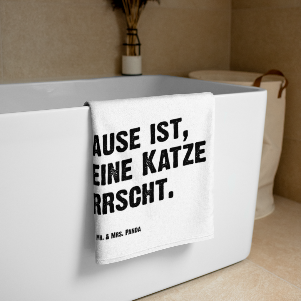 XL Badehandtuch Katzen Koenig Handtuch, Badetuch, Duschtuch, Strandtuch, Saunatuch, Katze, Katzenmotiv, Katzenfan, Katzendeko, Katzenfreund, Katzenliebhaber, Katzenprodukte, Katzenartikel, Katzenaccessoires, Katzensouvenirs, Katzenliebhaberprodukte, Katzenmotive, Katzen, Kater, Mietze, Cat, Cats, Katzenhalter, Katzenbesitzerin, Haustier, König, Königin, Queen, Familie, Mietzhaus, Wohnung, erste eigenen Wohnung, Umzug, Einzug