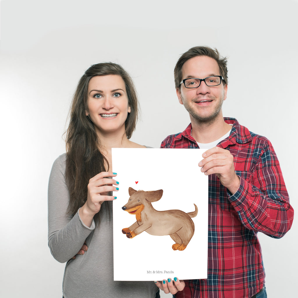 Poster Hund Dackel fröhlich Poster, Wandposter, Bild, Wanddeko, Küchenposter, Kinderposter, Wanddeko Bild, Raumdekoration, Wanddekoration, Handgemaltes Poster, Mr. & Mrs. Panda Poster, Designposter, Kunstdruck, Posterdruck, Hund, Hundemotiv, Haustier, Hunderasse, Tierliebhaber, Hundebesitzer, Sprüche, Hunde, Dackel, Dachshund, happy dog