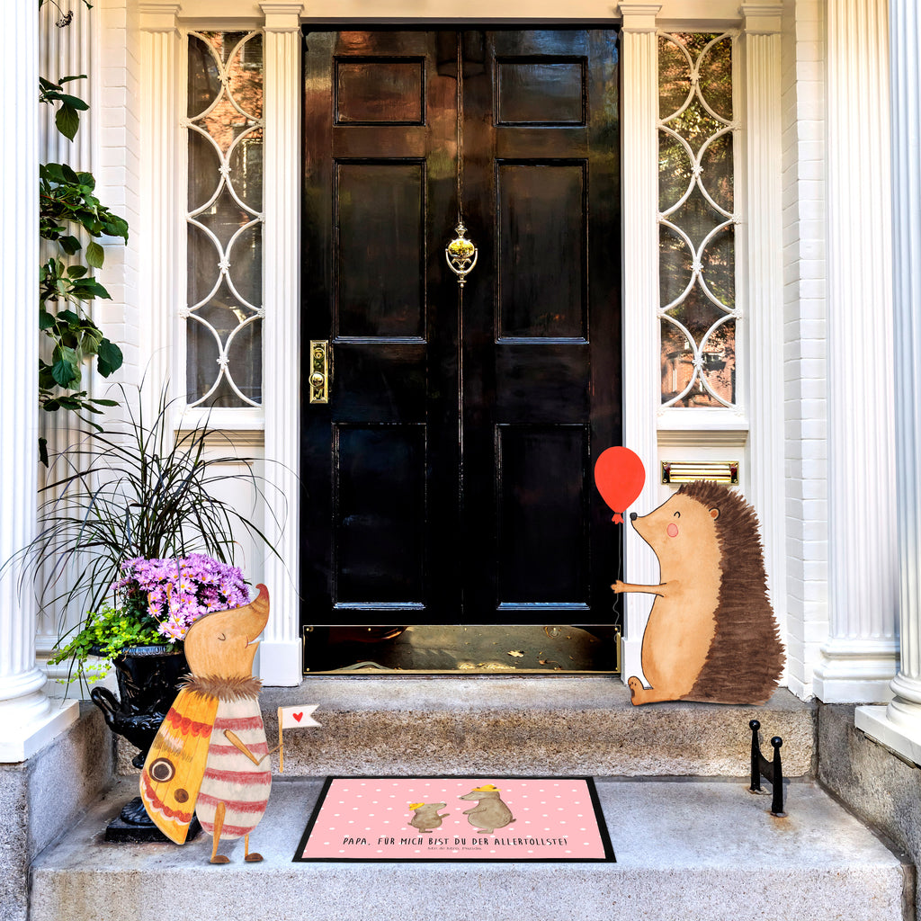 Fußmatte Bären mit Hut Bär, Bären, Vater, Papa, Vatertag, Papi, Paps, Dad, Daddy, Lieblingsmensch, Sohn, Söhne, Kind, Kinder, Vater-Sohn, Familie, Family, Vorbild Türvorleger, Schmutzmatte, Fußabtreter, Matte, Schmutzfänger, Fußabstreifer, Schmutzfangmatte, Türmatte, Motivfußmatte,  Haustürmatte, Vorleger  Familie, Vatertag, Muttertag, Bruder, Schwester, Mama, Papa, Oma, Opa