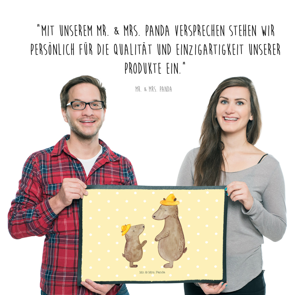Fußmatte Bären mit Hut Bär, Bären, Vater, Papa, Vatertag, Papi, Paps, Dad, Daddy, Lieblingsmensch, Sohn, Söhne, Kind, Kinder, Vater-Sohn, Familie, Family, Vorbild Türvorleger, Schmutzmatte, Fußabtreter, Matte, Schmutzfänger, Fußabstreifer, Schmutzfangmatte, Türmatte, Motivfußmatte,  Haustürmatte, Vorleger  Familie, Vatertag, Muttertag, Bruder, Schwester, Mama, Papa, Oma, Opa