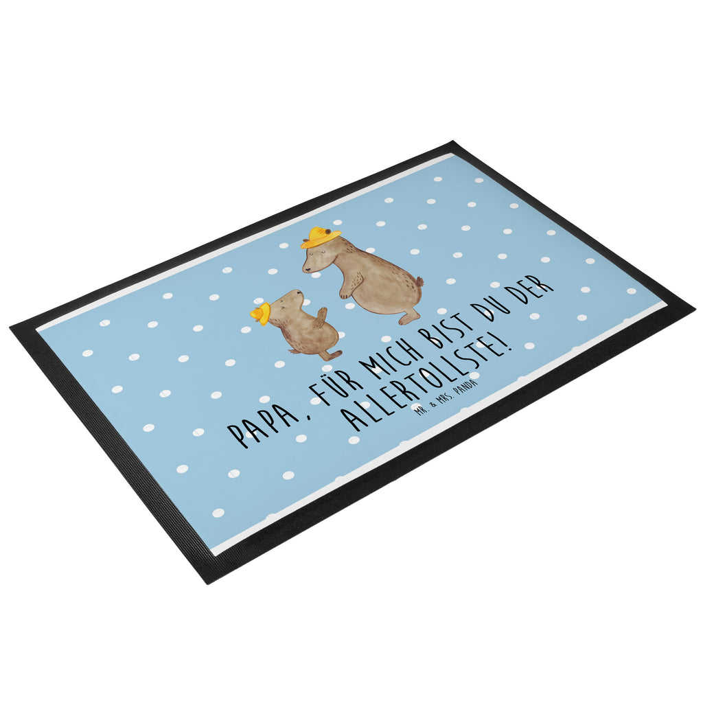 Fußmatte Bären mit Hut Bär, Bären, Vater, Papa, Vatertag, Papi, Paps, Dad, Daddy, Lieblingsmensch, Sohn, Söhne, Kind, Kinder, Vater-Sohn, Familie, Family, Vorbild Türvorleger, Schmutzmatte, Fußabtreter, Matte, Schmutzfänger, Fußabstreifer, Schmutzfangmatte, Türmatte, Motivfußmatte,  Haustürmatte, Vorleger  Familie, Vatertag, Muttertag, Bruder, Schwester, Mama, Papa, Oma, Opa