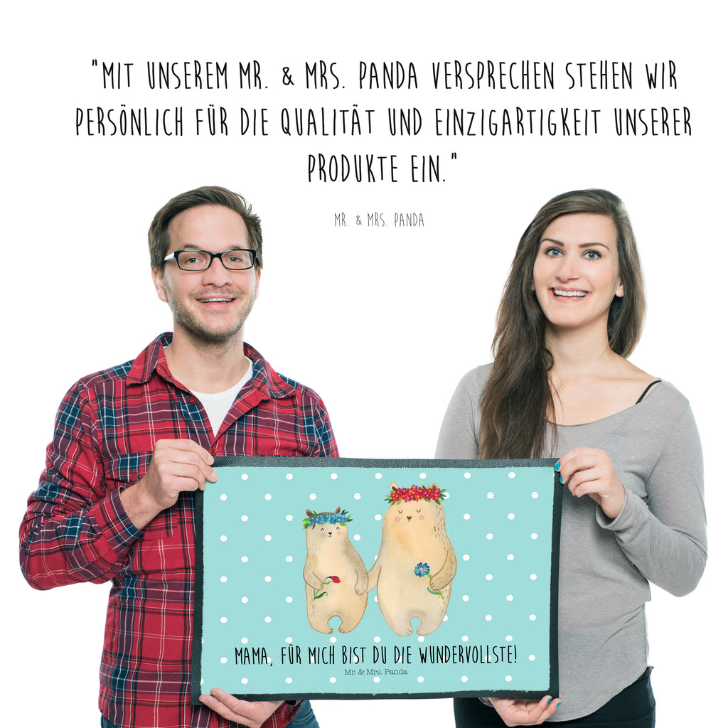 Fußmatte Bären mit Blumenkranz Bär, Bären, Mama, Mutter, Mutti, Mami, Lieblingsmensch, Lieblingsmama, beste Mutter, weltbeste Mama, Geschenk Mama. Muttertag, Tochter, Kind, Kinder, Töchter, Familie, Family, Vorbild Türvorleger, Schmutzmatte, Fußabtreter, Matte, Schmutzfänger, Fußabstreifer, Schmutzfangmatte, Türmatte, Motivfußmatte,  Haustürmatte, Vorleger  Familie, Vatertag, Muttertag, Bruder, Schwester, Mama, Papa, Oma, Opa