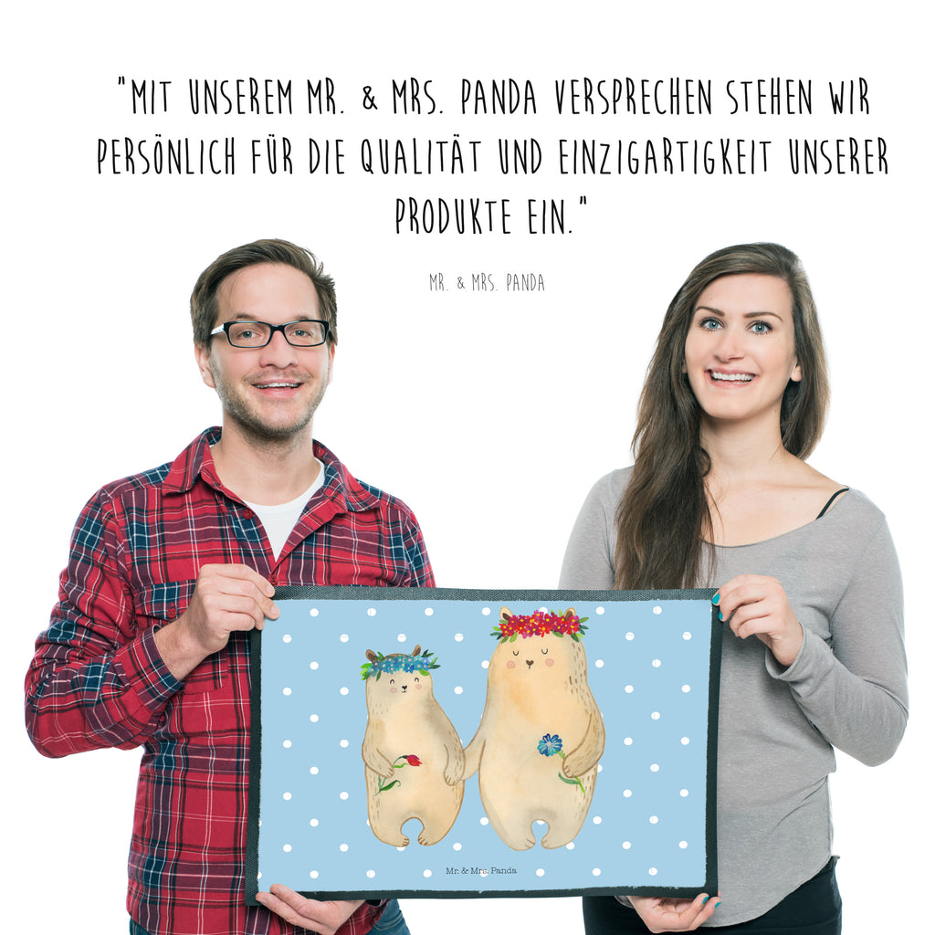 Fußmatte Bären mit Blumenkranz Bär, Bären, Mama, Mutter, Mutti, Mami, Lieblingsmensch, Lieblingsmama, beste Mutter, weltbeste Mama, Geschenk Mama. Muttertag, Tochter, Kind, Kinder, Töchter, Familie, Family, Vorbild Türvorleger, Schmutzmatte, Fußabtreter, Matte, Schmutzfänger, Fußabstreifer, Schmutzfangmatte, Türmatte, Motivfußmatte,  Haustürmatte, Vorleger  Familie, Vatertag, Muttertag, Bruder, Schwester, Mama, Papa, Oma, Opa